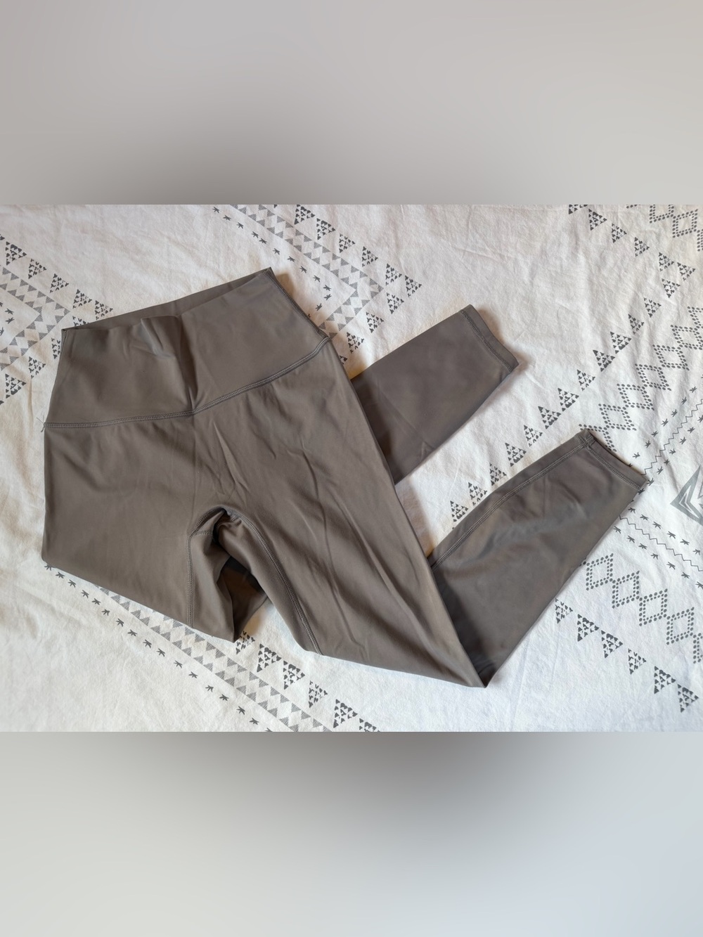 lululemon athletica High-Rise Leggings in Taupe
